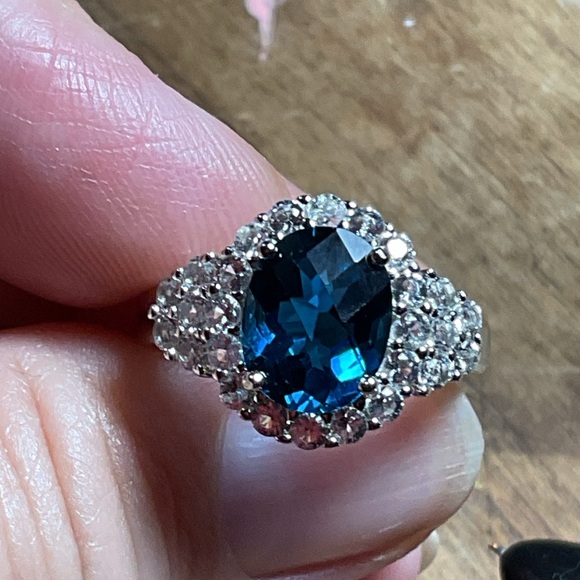 London Blue Topaz .925 Silver Ring - Picture 3 of 6